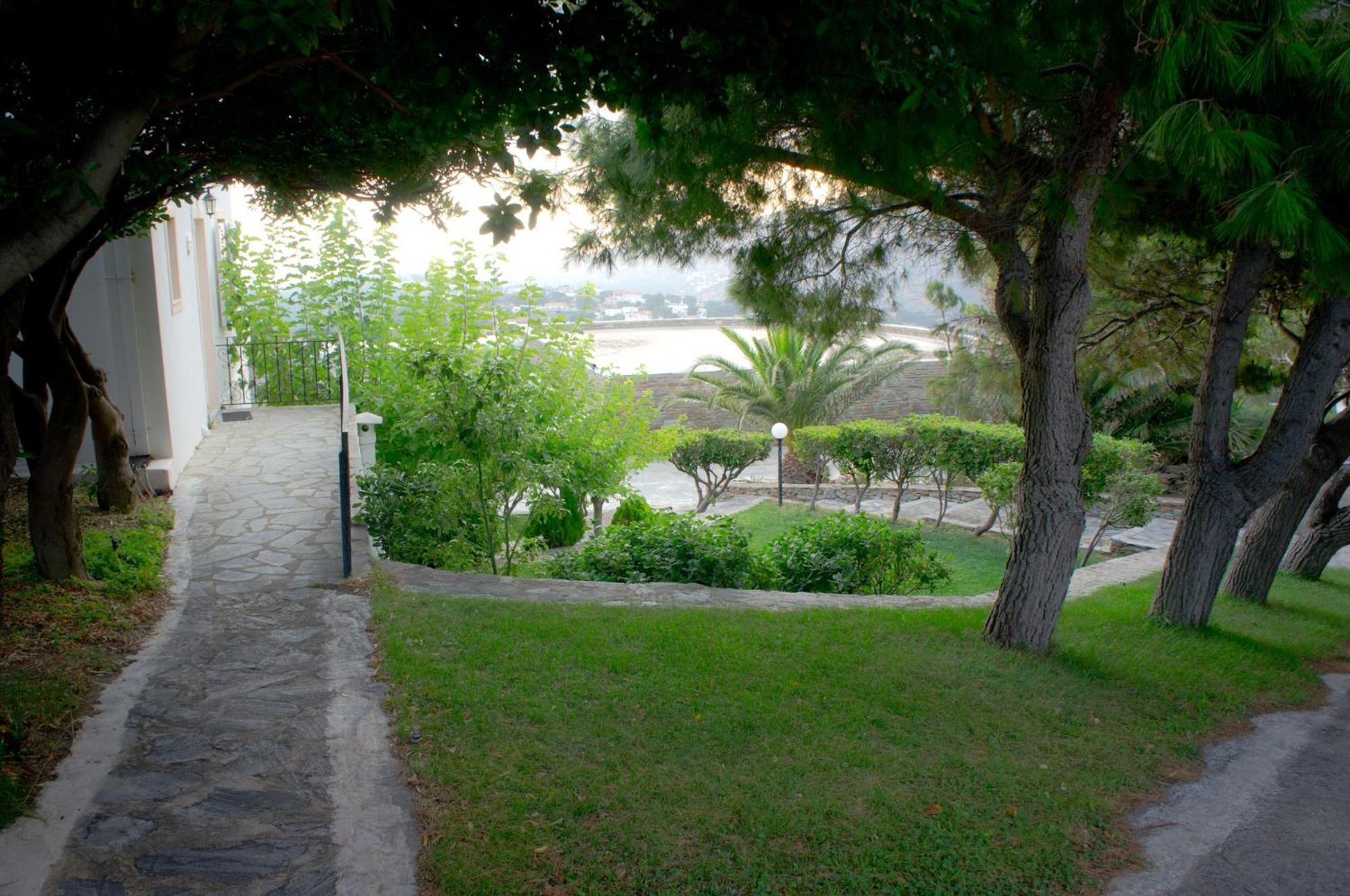 Aiolos Hotel Ménites 外观 照片