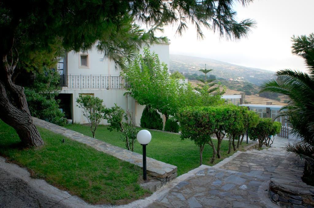 Aiolos Hotel Ménites 外观 照片
