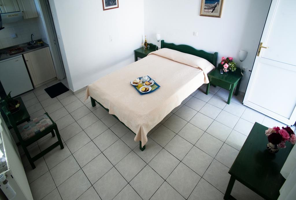 Aiolos Hotel Ménites 外观 照片