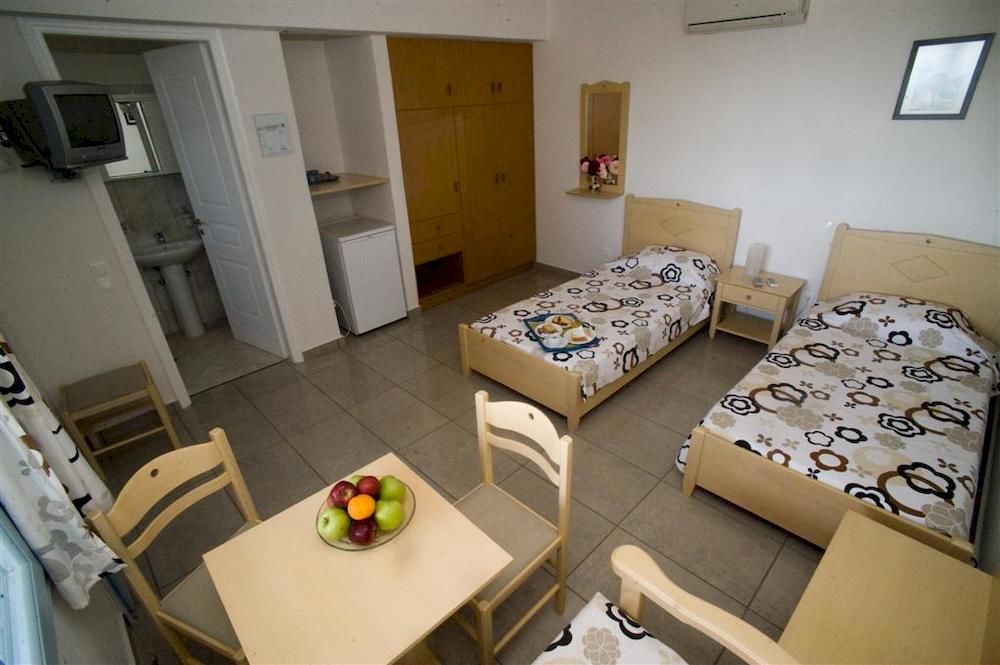Aiolos Hotel Ménites 外观 照片