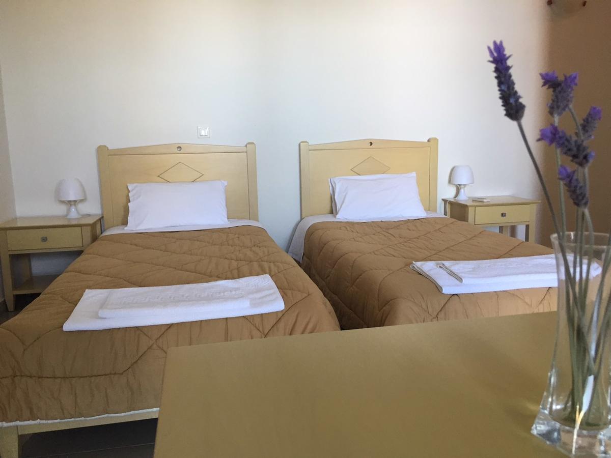 Aiolos Hotel Ménites 外观 照片