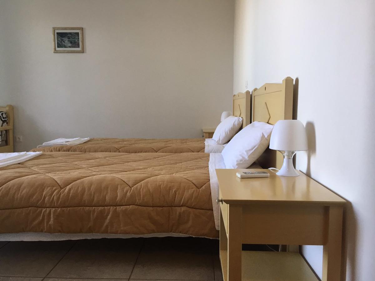 Aiolos Hotel Ménites 外观 照片