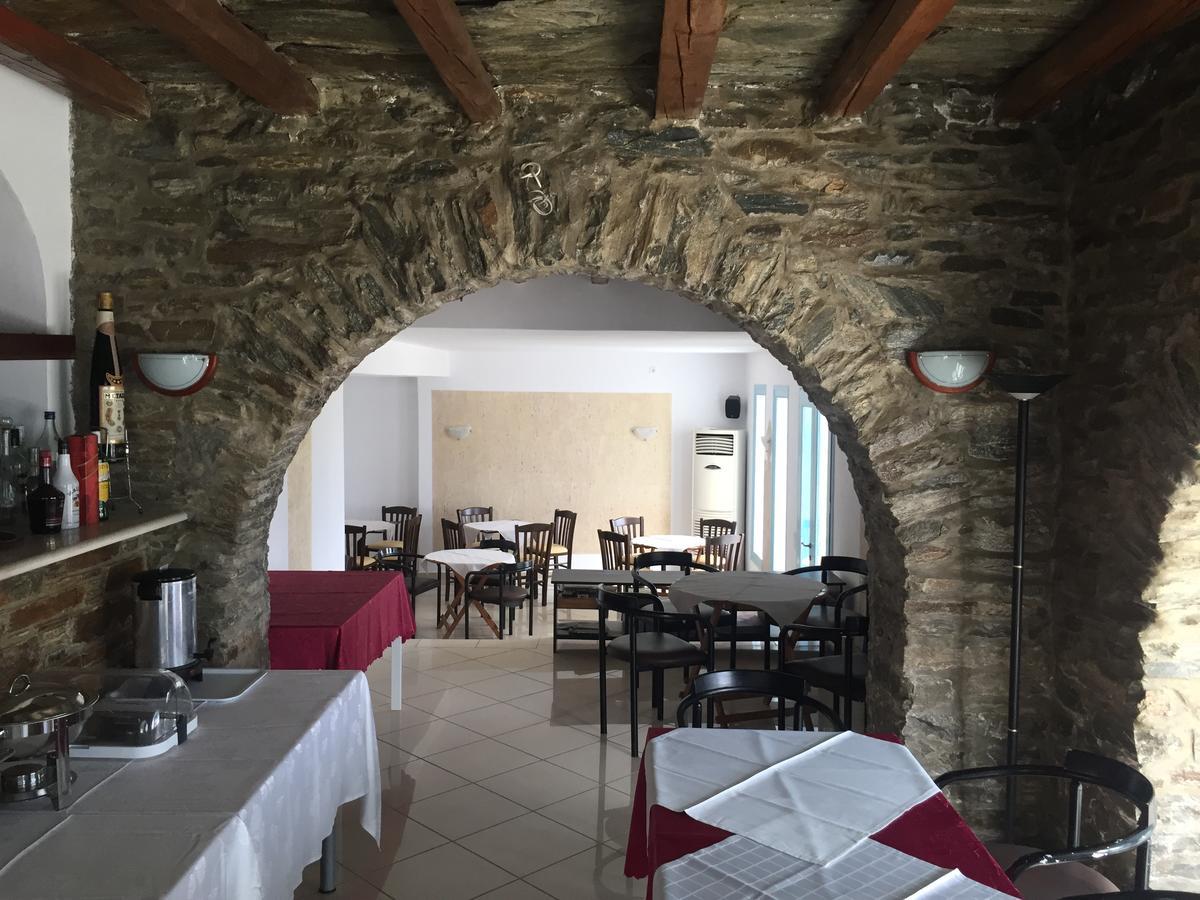 Aiolos Hotel Ménites 外观 照片