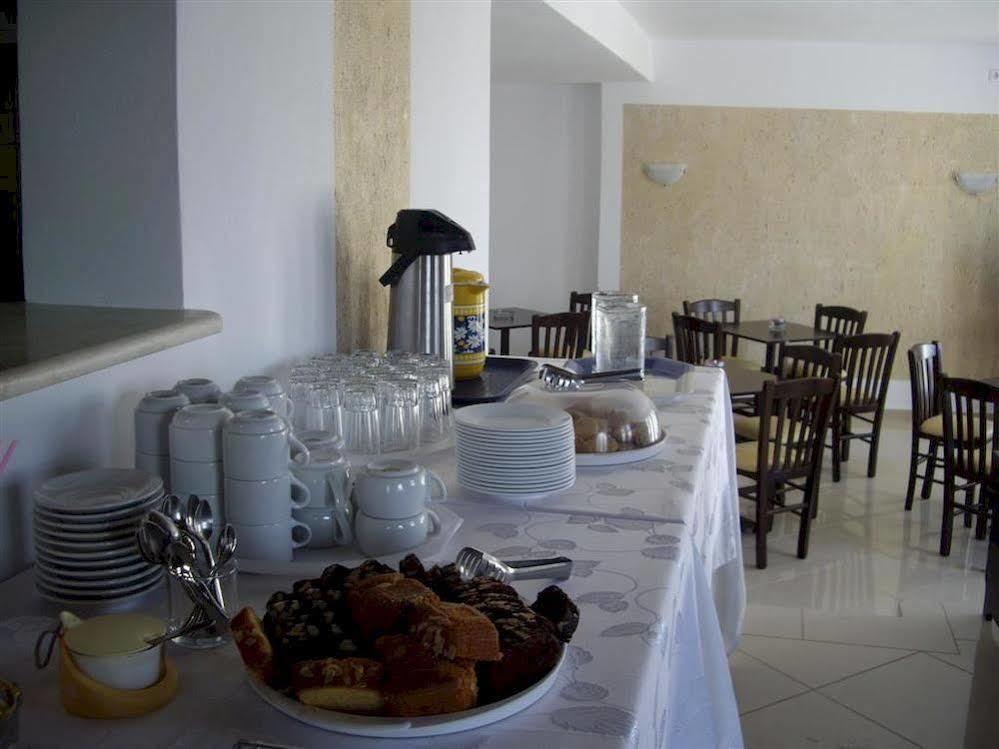 Aiolos Hotel Ménites 外观 照片